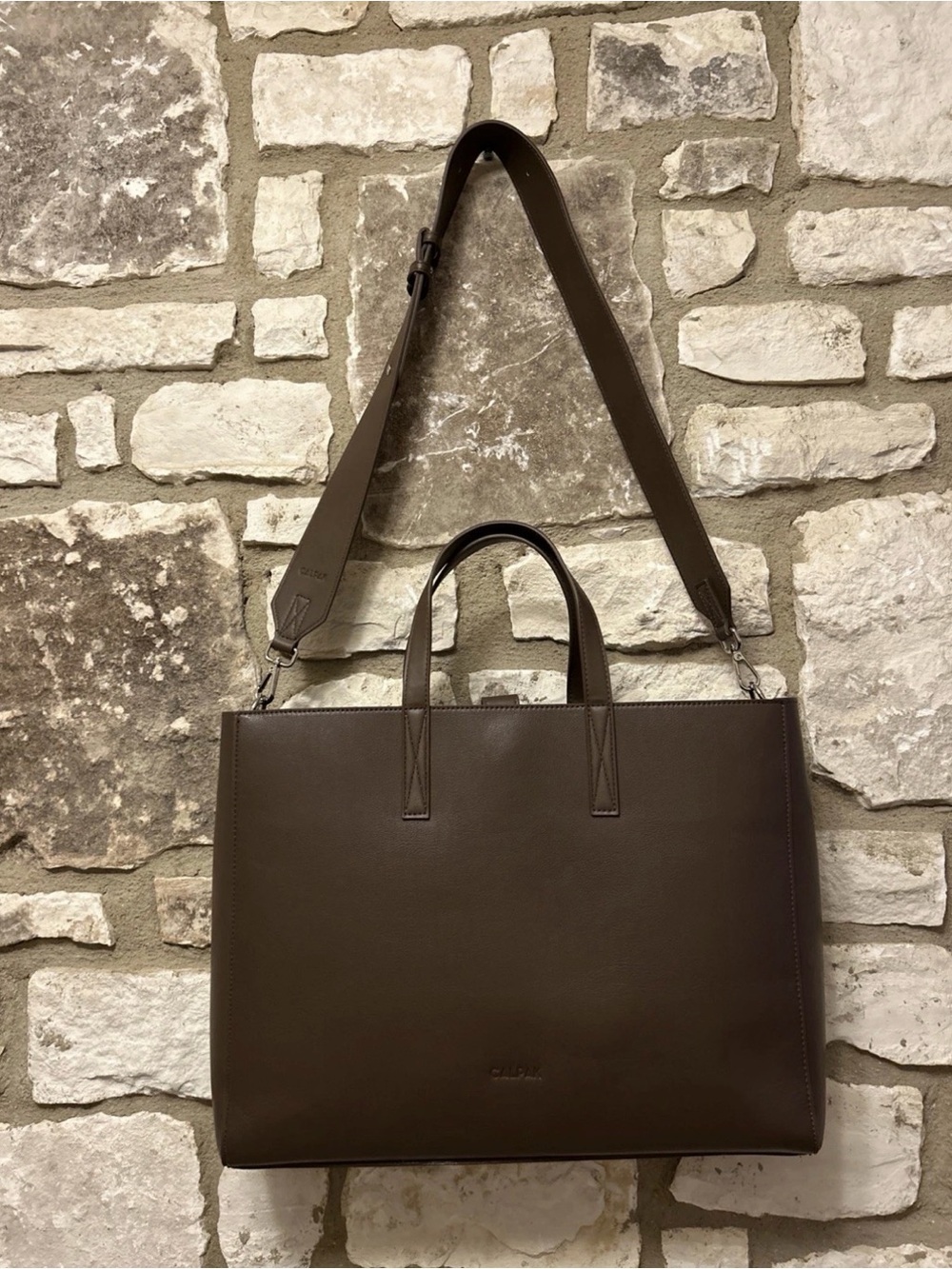 Calpak Haven Laptop Tote Brown w/Removable Strap In EUC